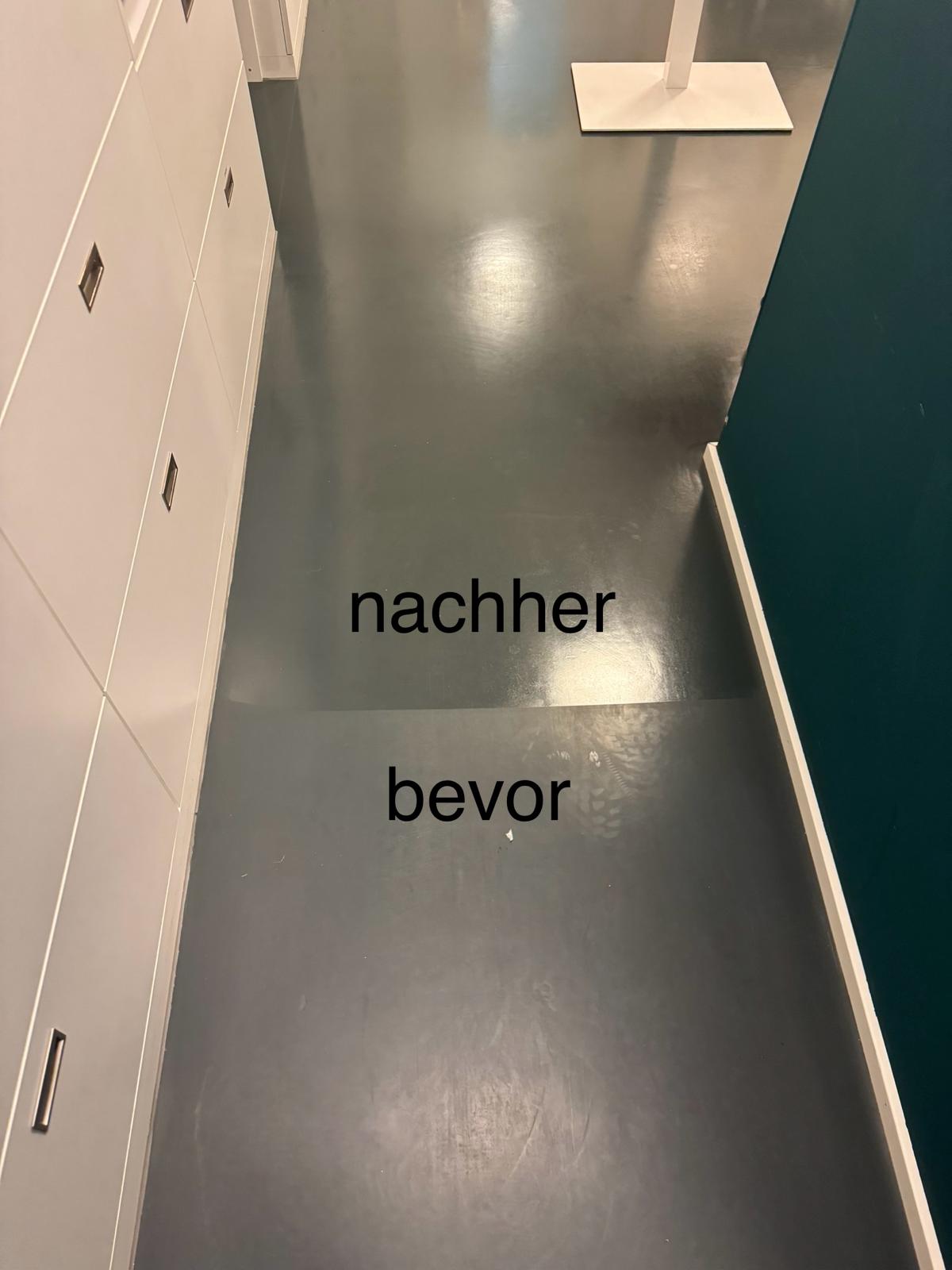 Korridorboden im Vergleich vorher und nachher, mit Beschriftung nachher und bevor